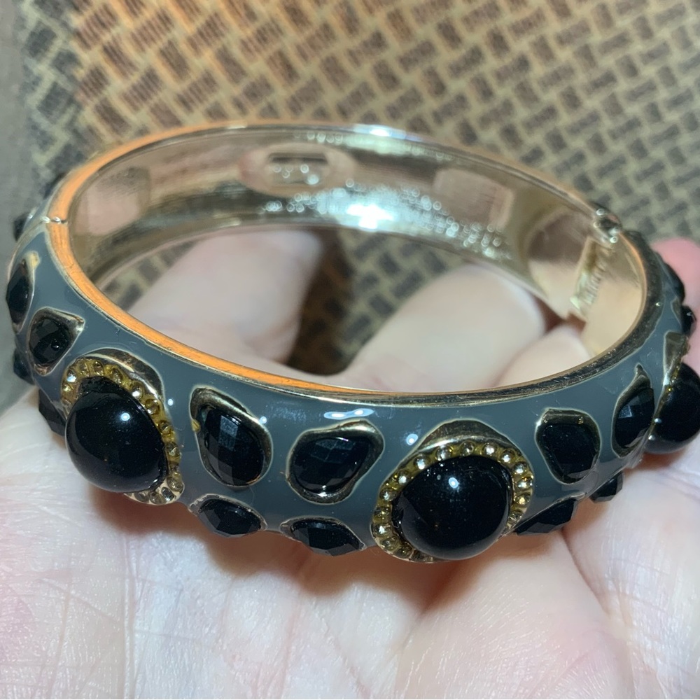 SEQUIN BRACELET ENAMEL JEWELED BANGLE -HINGE CUFF ⭐️BLK/CHARCOAL COMBO⭐️NWOT - Picture 4 of 11